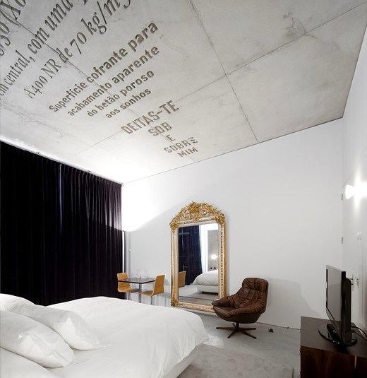 bedroom-ceiling-could-use-some-motivational-quote-on-it